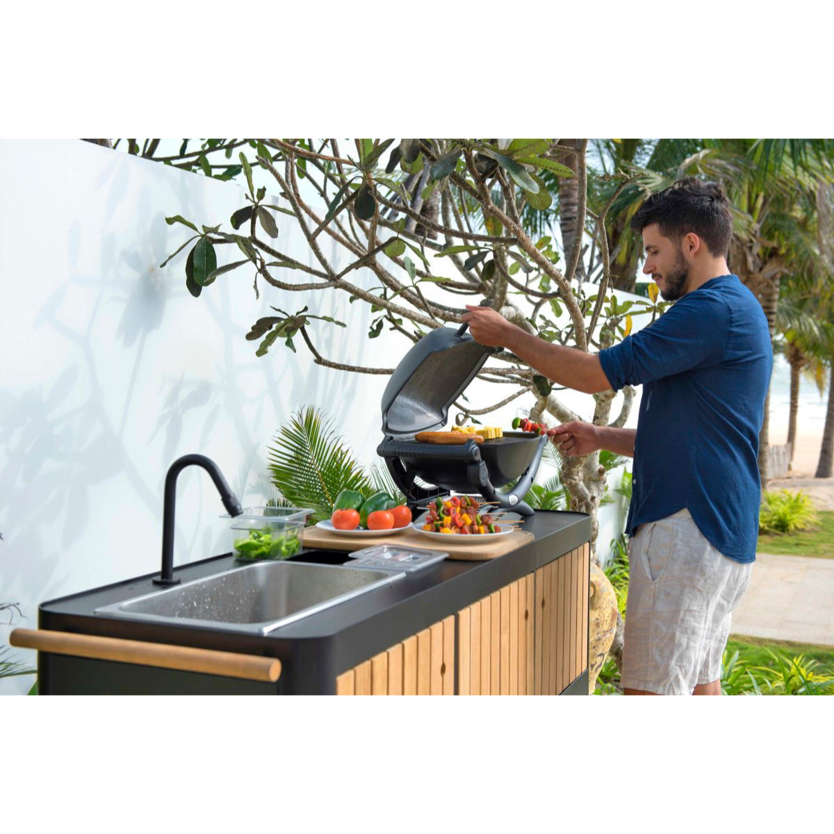 Portals Dark Outdoor Kitchen