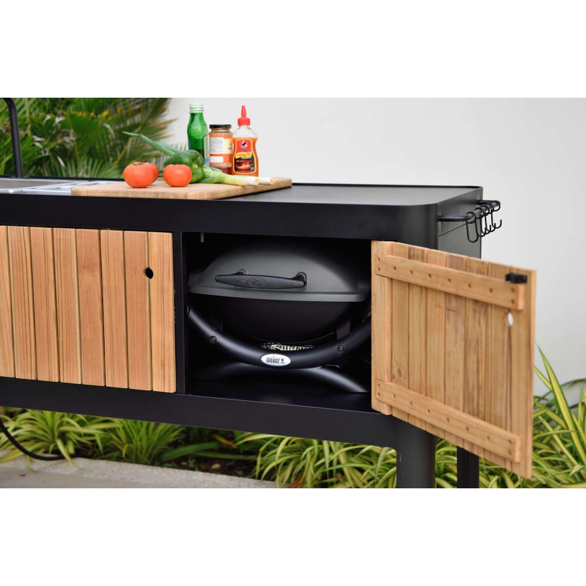 Portals Dark Outdoor Kitchen