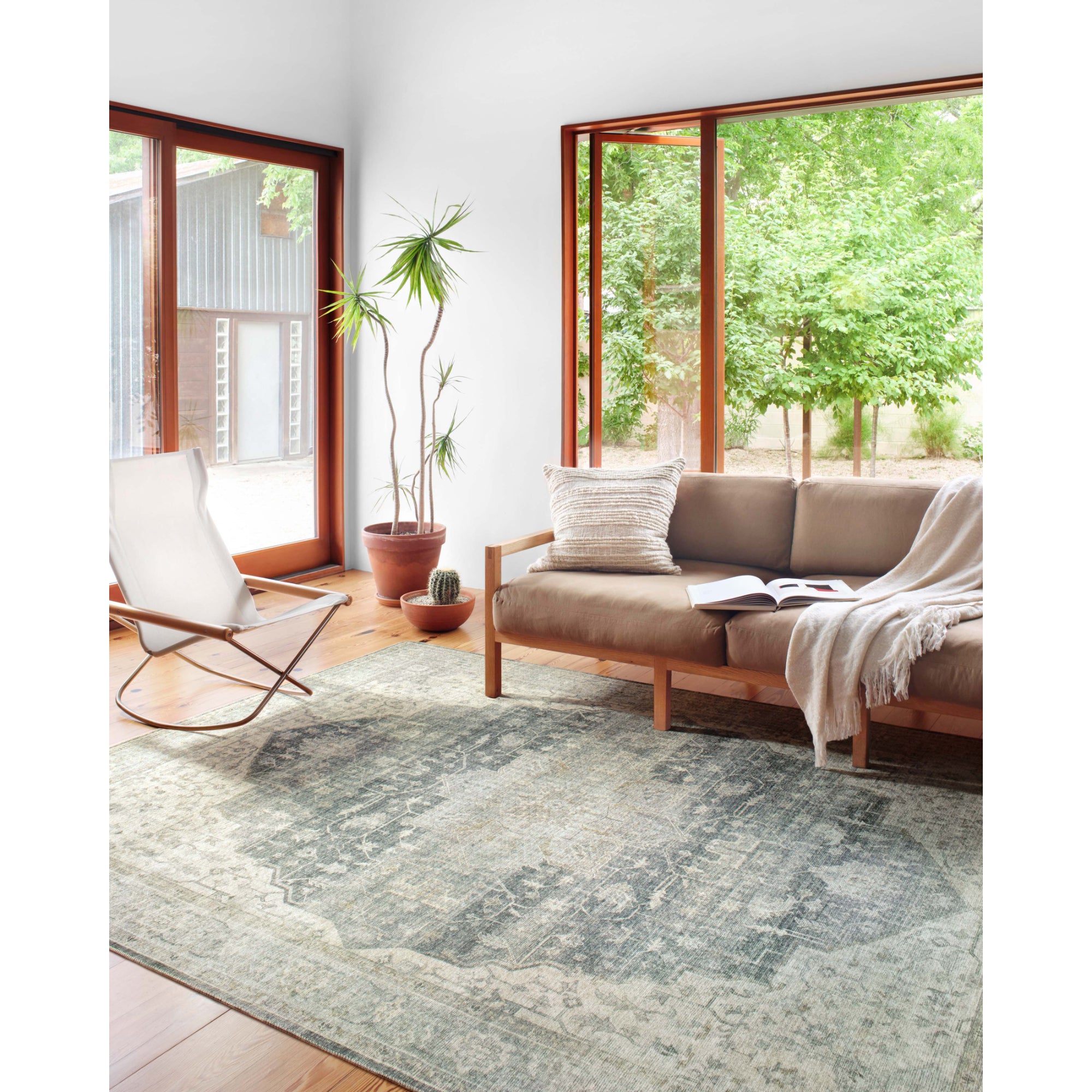 Loloi Skye Charcoal/Dove Rug