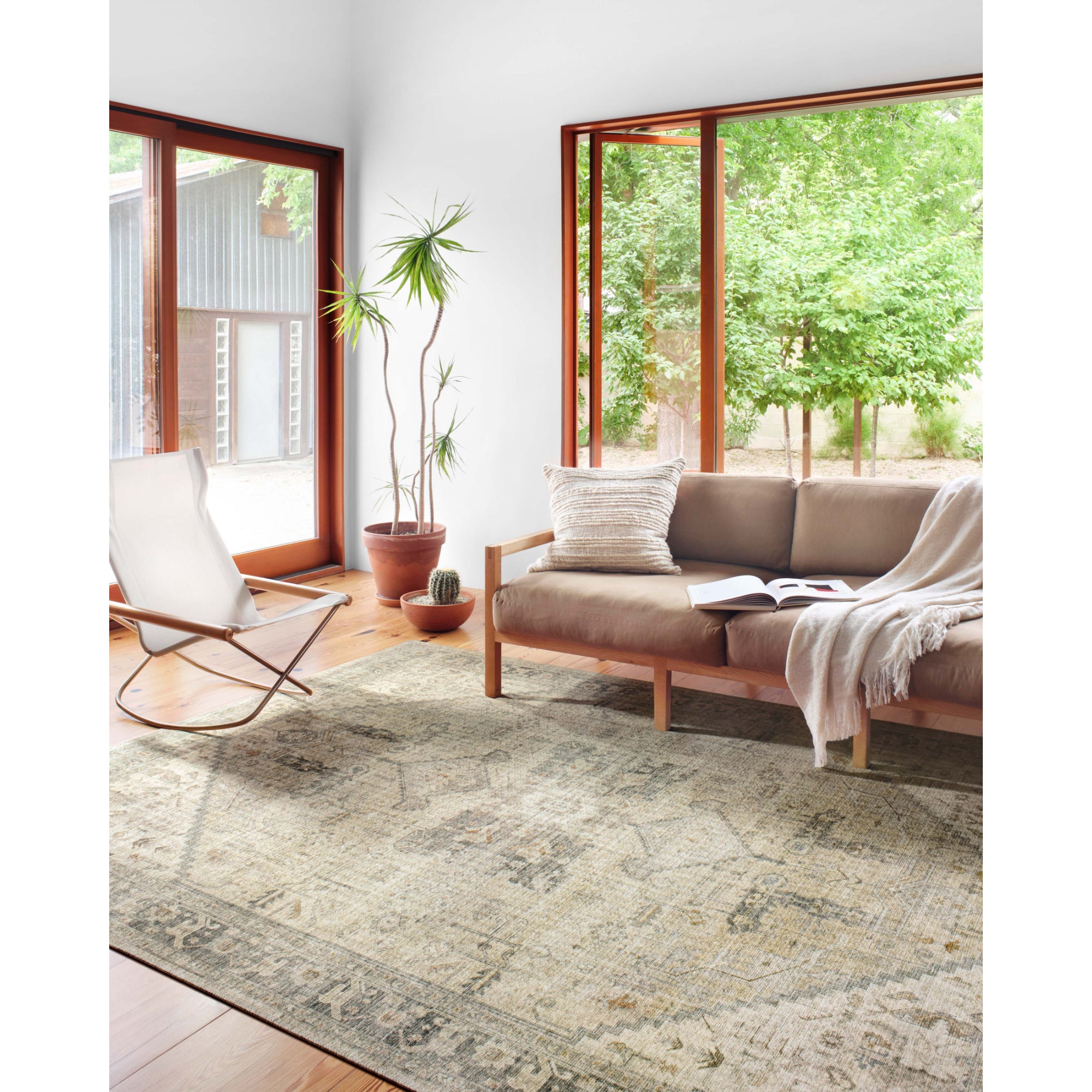 Loloi Skye Natural/Sand Rug