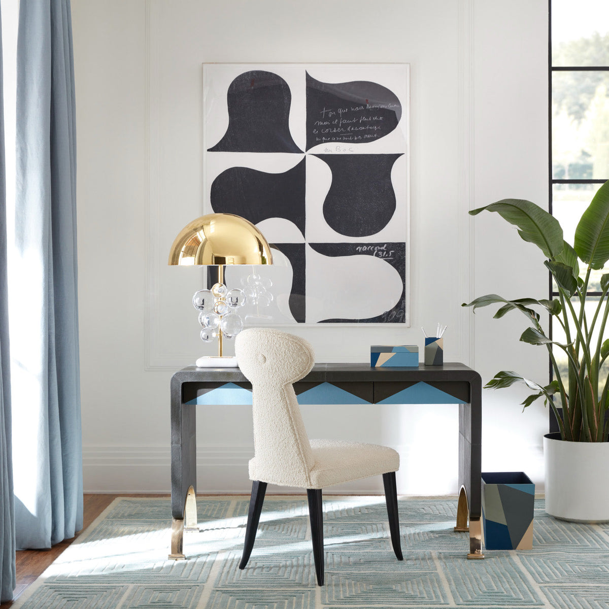 Globo Table Lamp