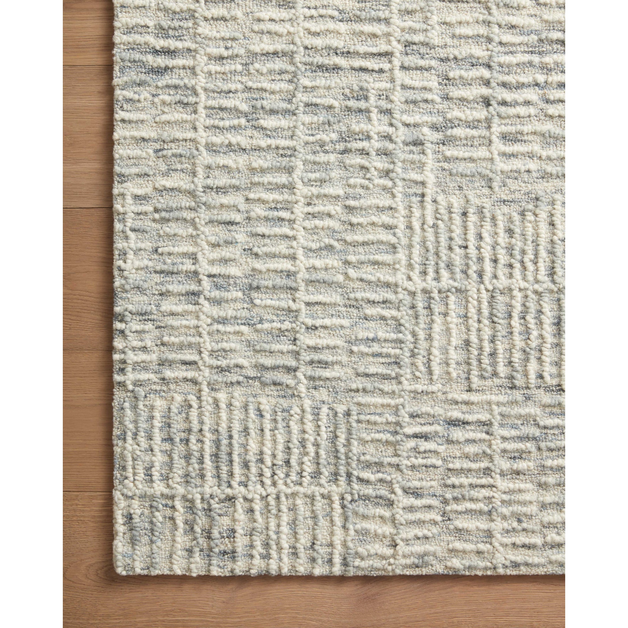 Loloi Tallulah Sky/Ivory Rug