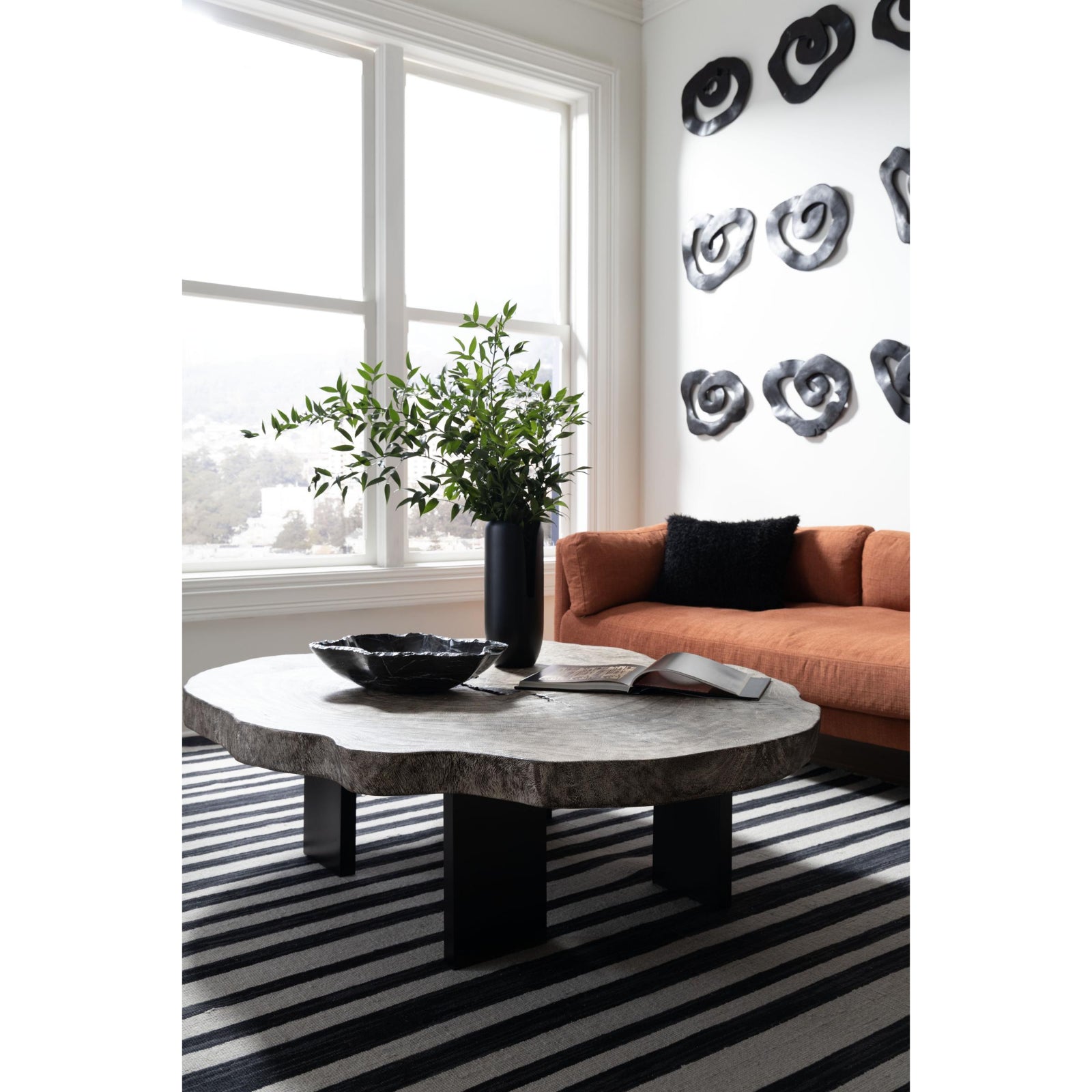 Floating Coffee Table with Black Legs