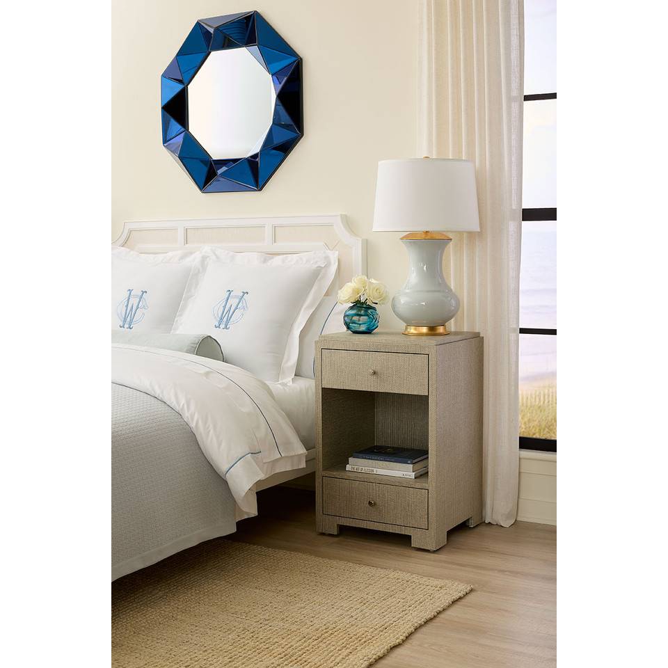 Thiri Lamp with Shade 17-inch White Linen with Gold