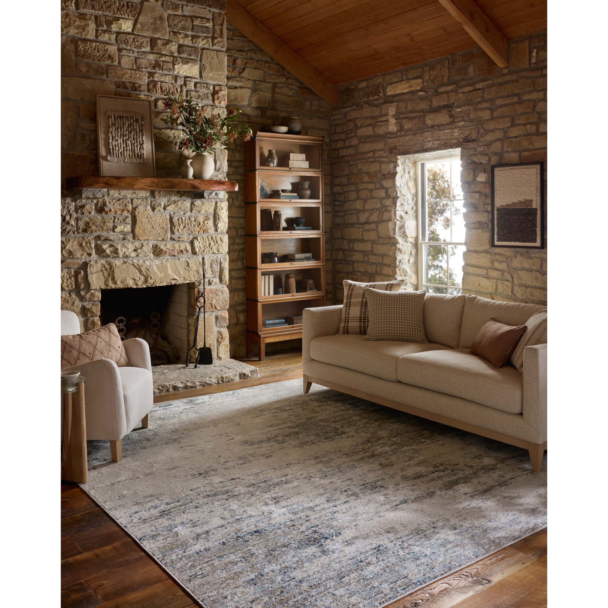 Loloi Townes Ivory/Sky Rug
