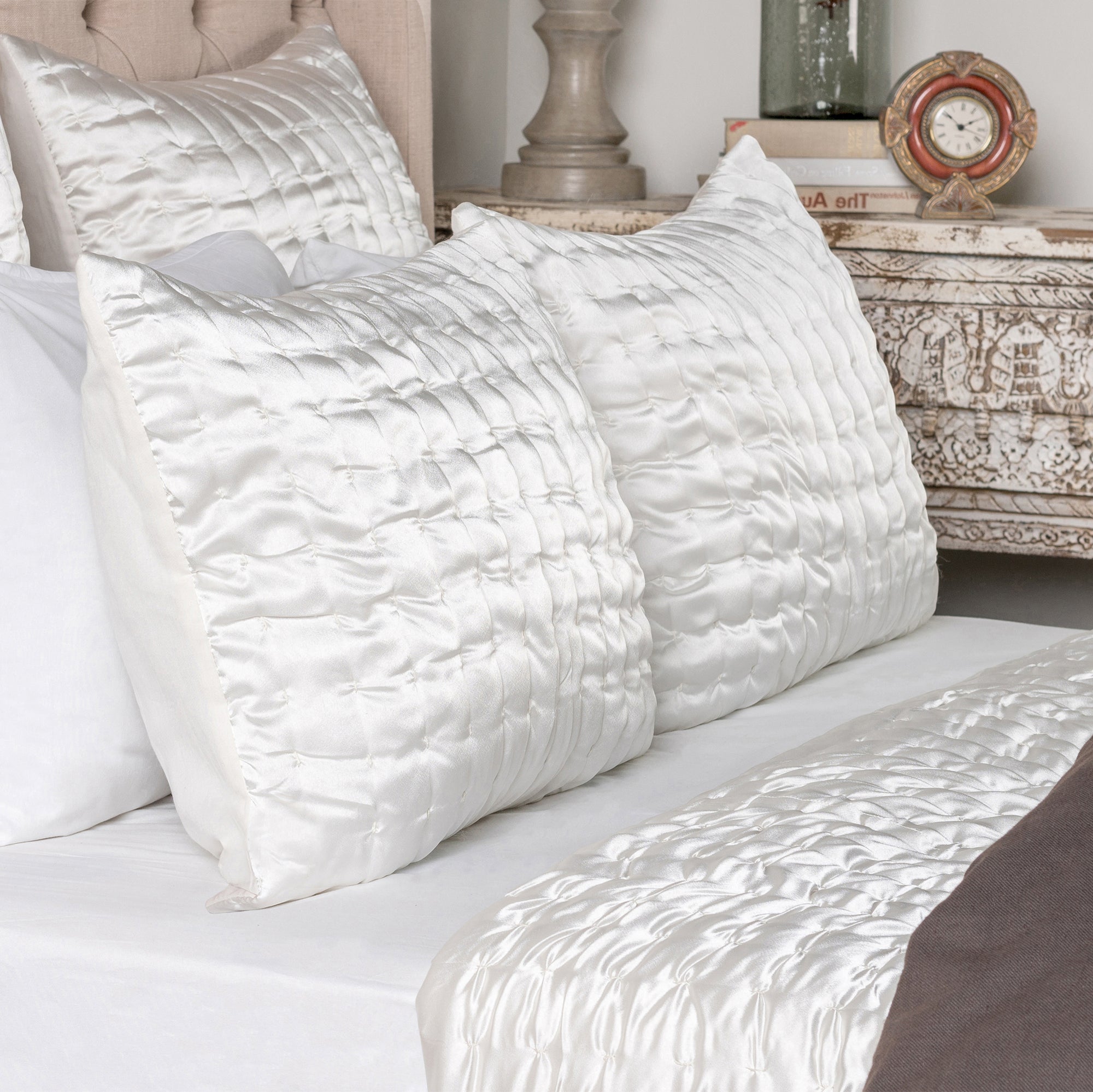 Aura Quilt Collection - Ivory