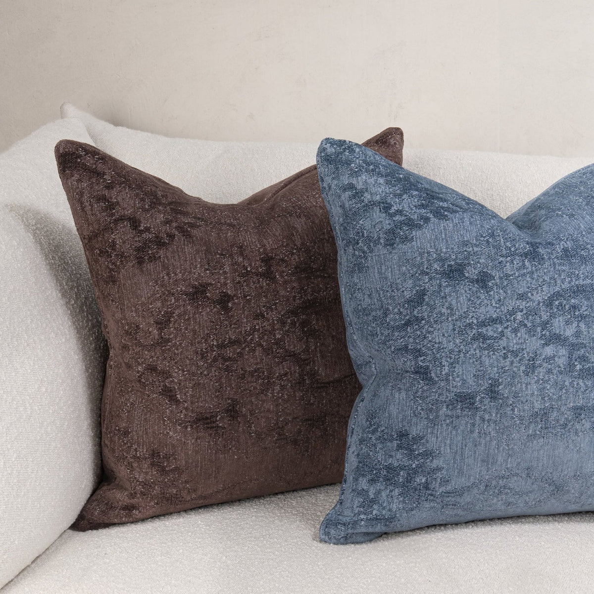 SLD Oliver 22x22 Pillow by Classic Home
