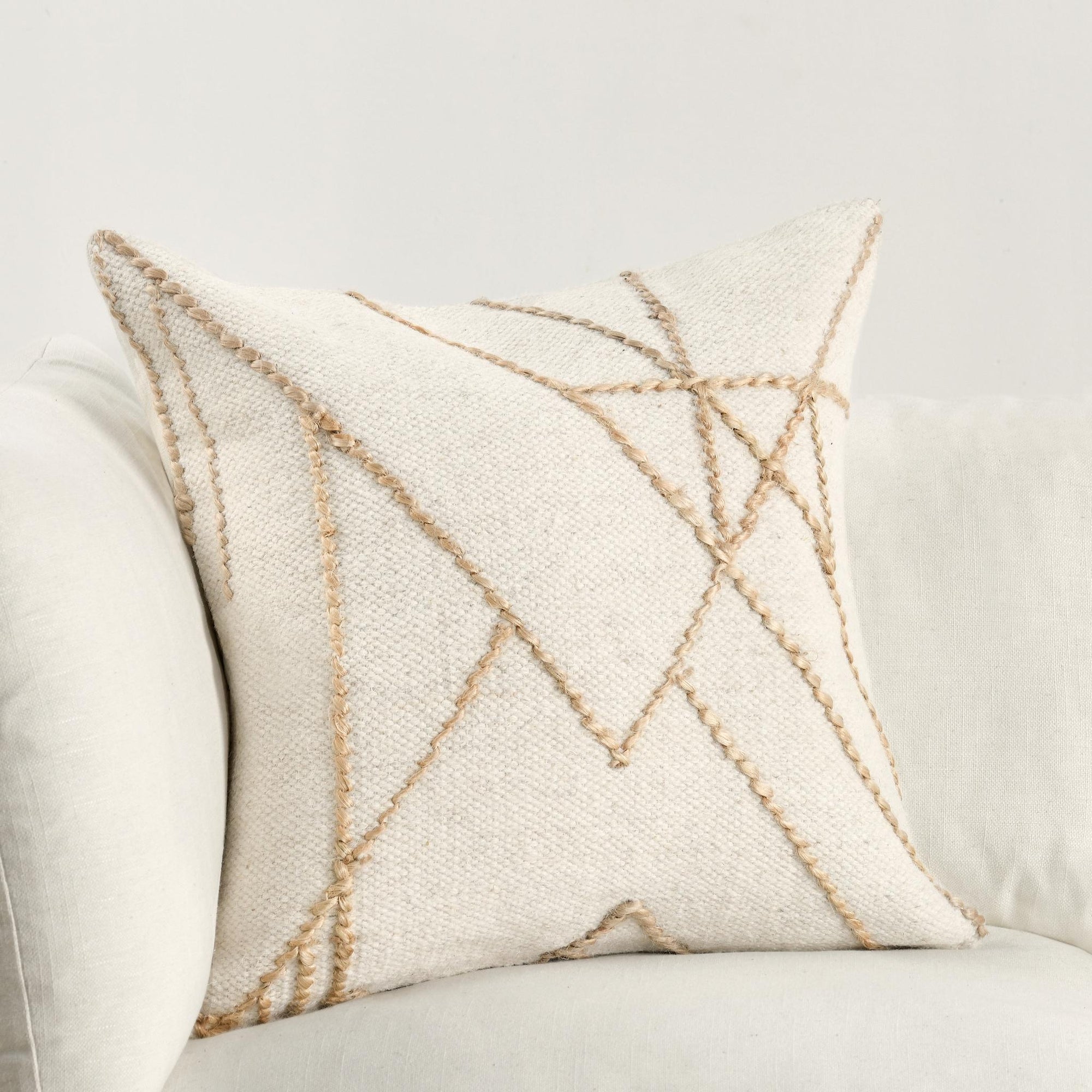 CP Sintra 22x22 - Ivory/Natural