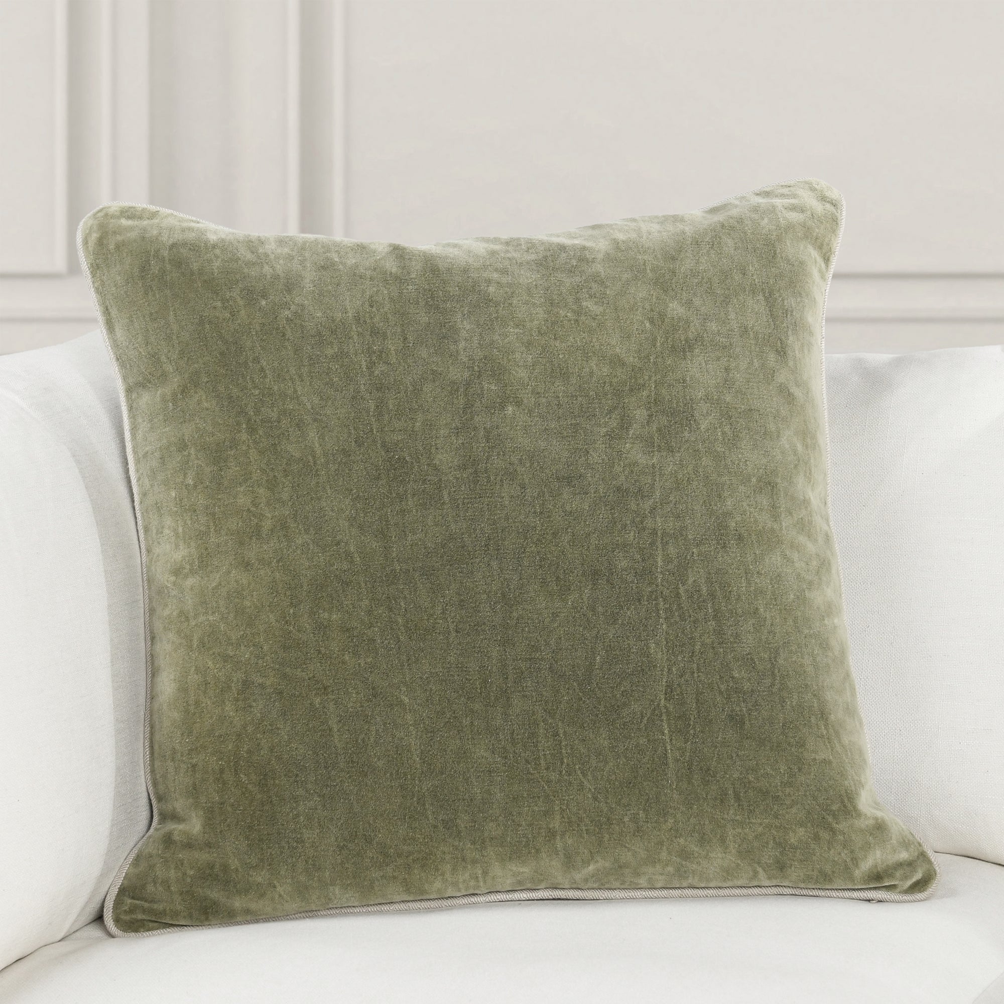SLD Heirloom Velvet Multiple Sizes