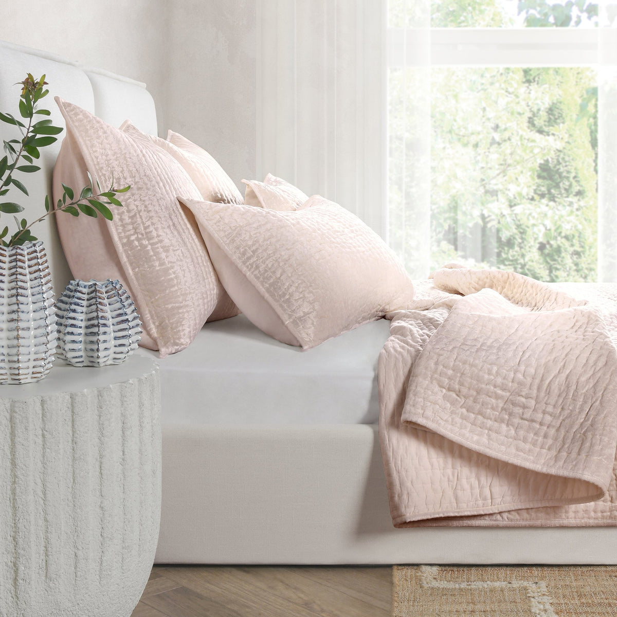 Bari Velvet Quilt