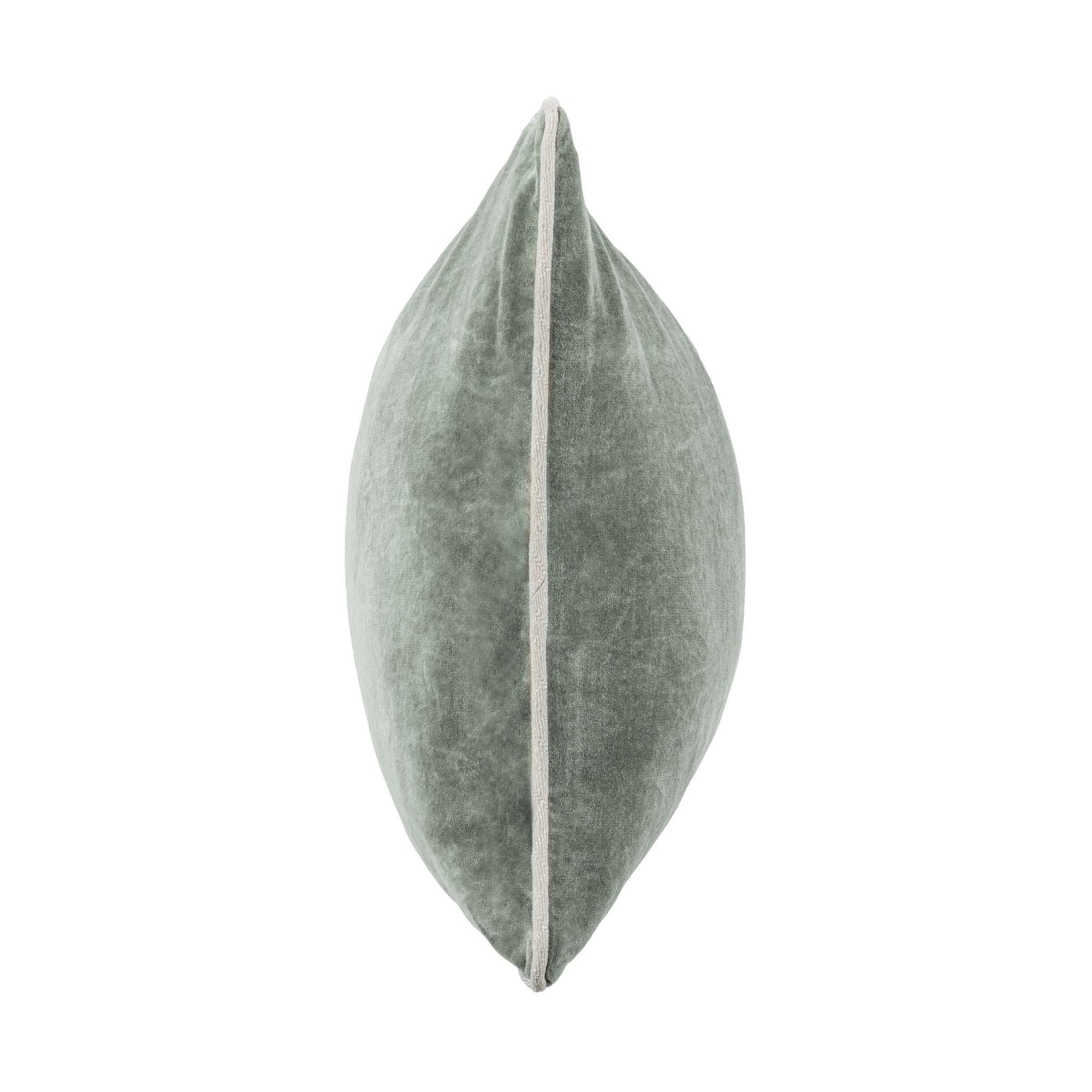 SLD Heirloom Velvet Multiple Sizes
