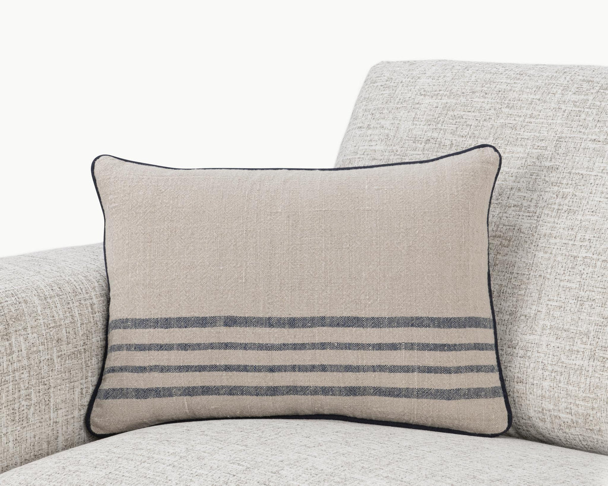 VC Newport Natural/Navy Pillow
