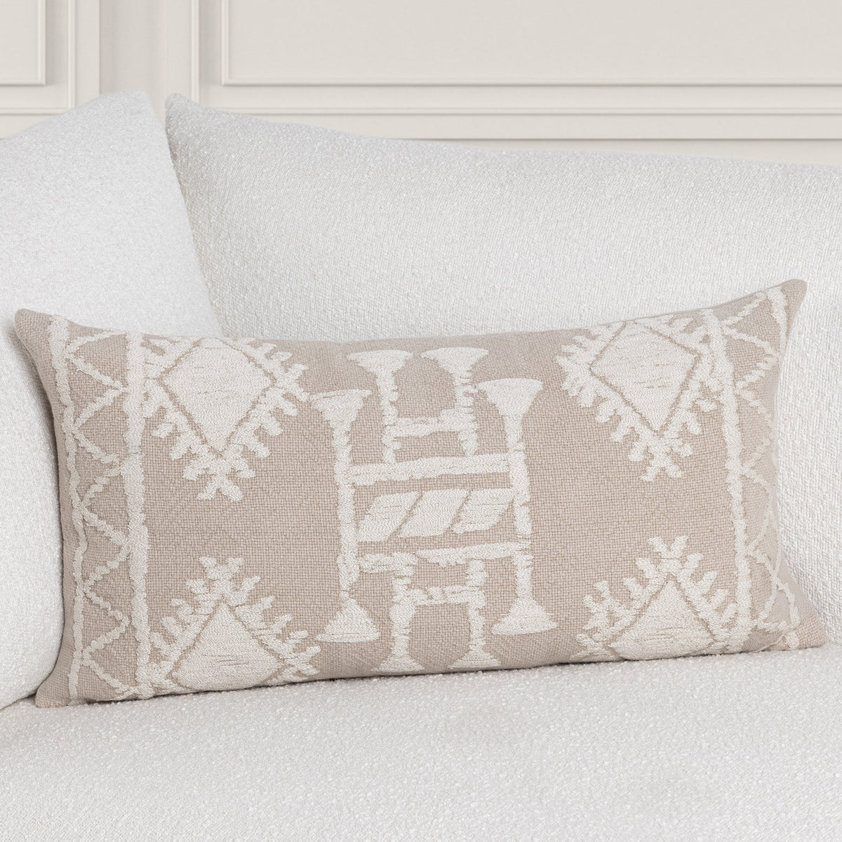 LN Abbey Mocha Cream/Ivory Pillow