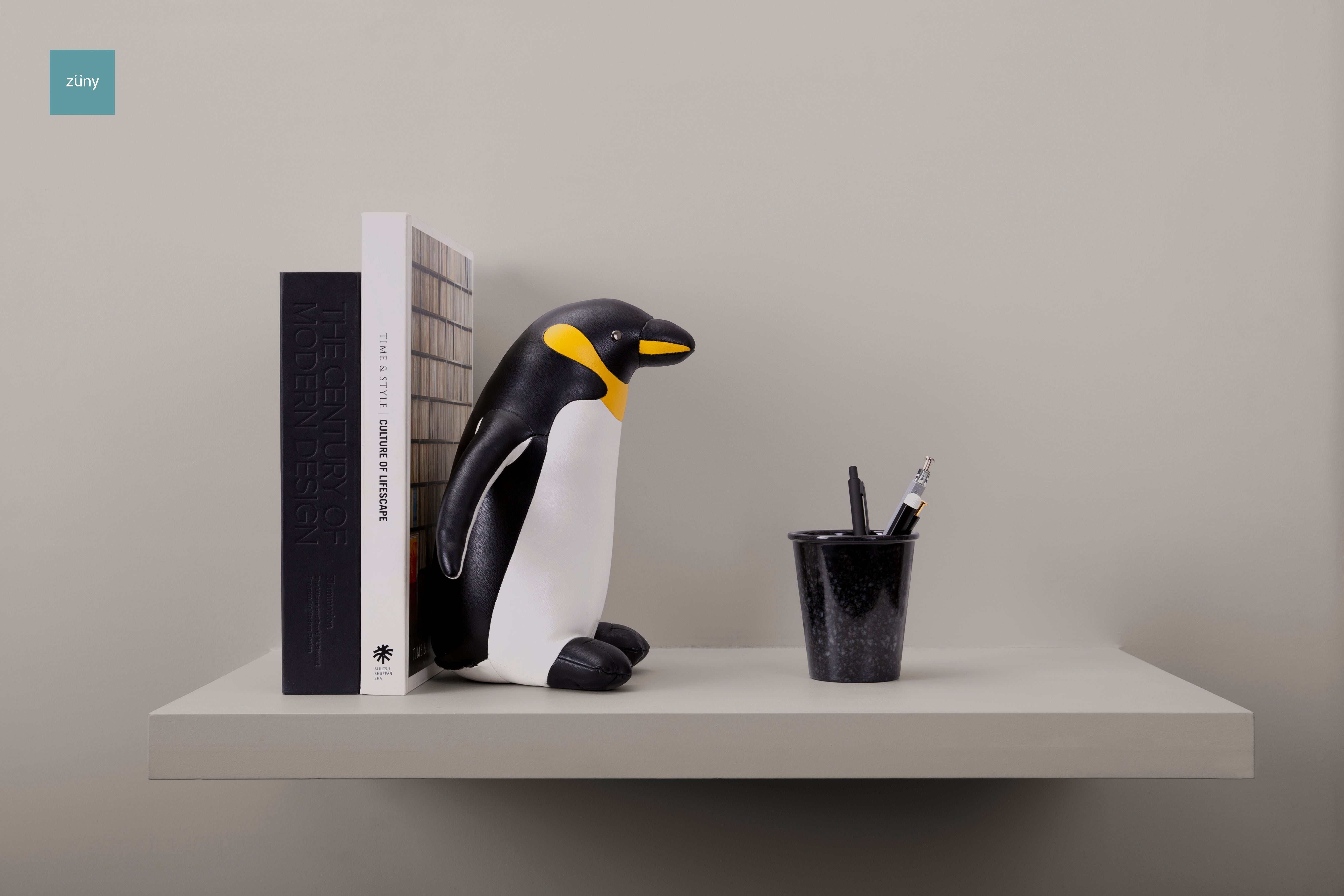 Penguin Bookend
