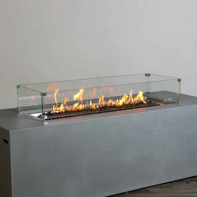 Beton Linear Glass Wind Guard