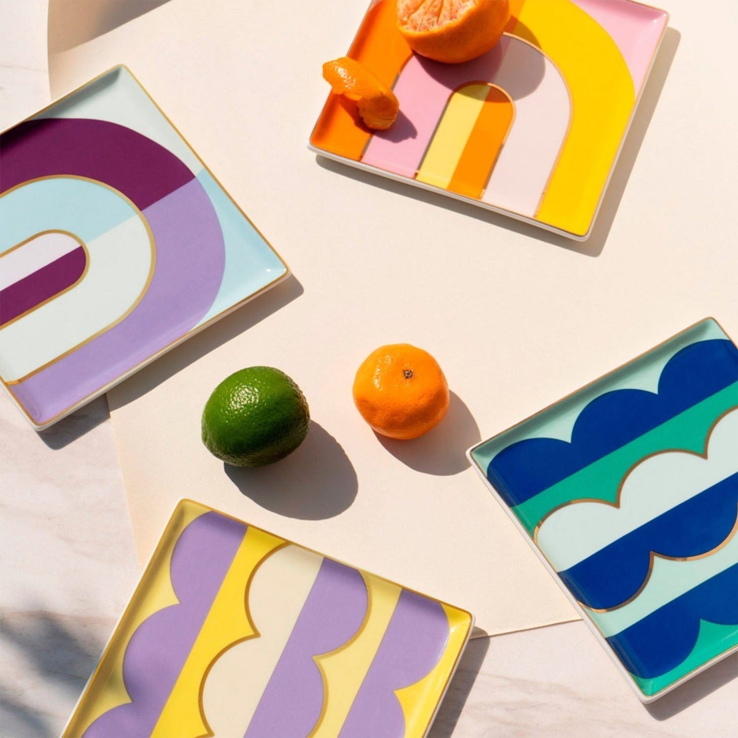 OCTAEVO Riviera Wave Ceramic Tray - Purple