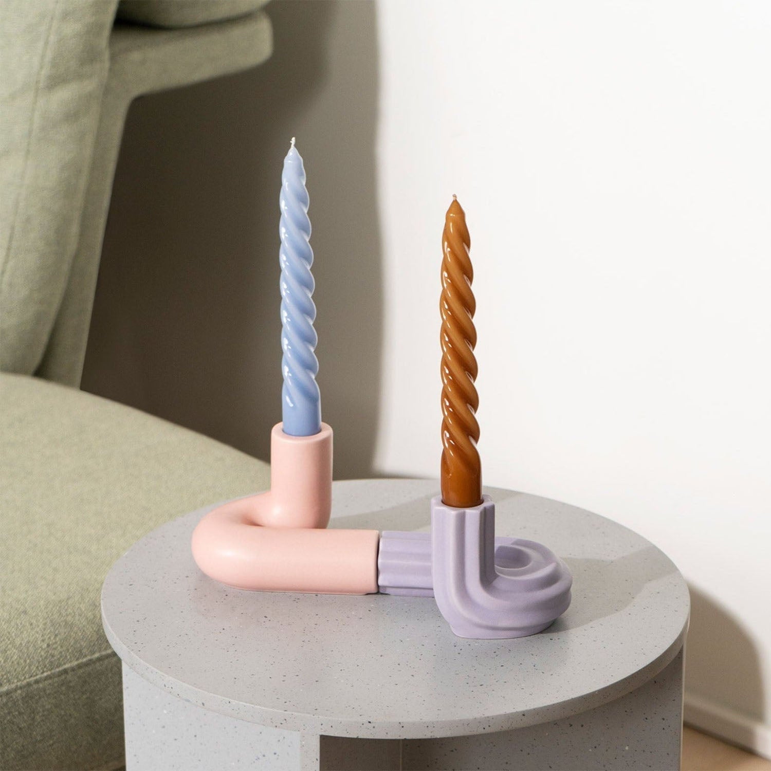 OCTAEVO Templo Candle Holder - Pink